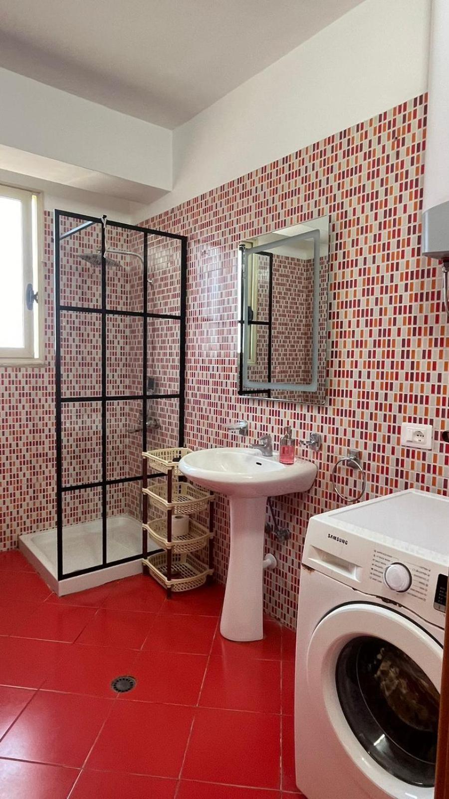 Visar Apartments Vlorë Eksteriør billede