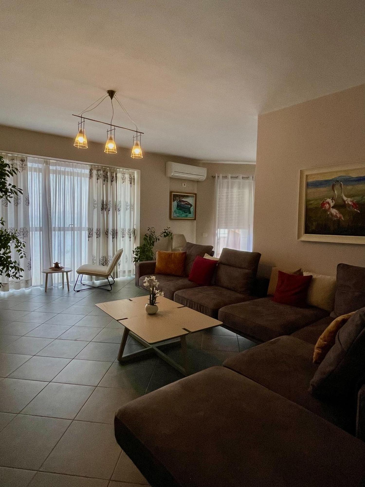 Visar Apartments Vlorë Eksteriør billede